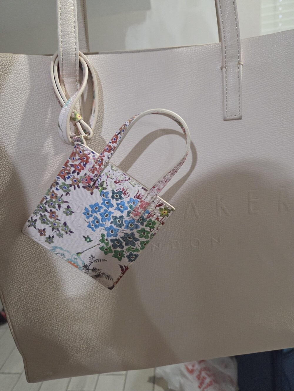 Ted Baker Cream 'The Icon' Pebbled Tote